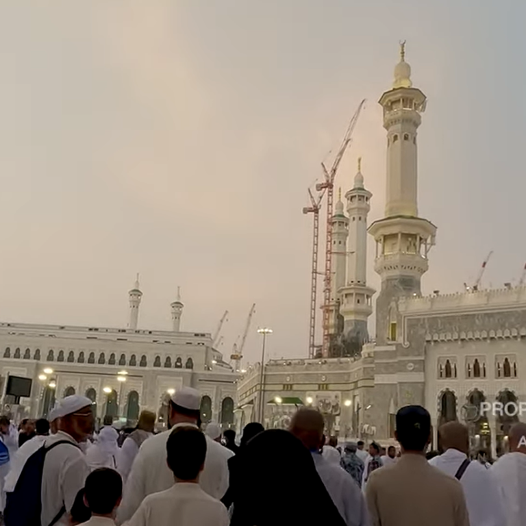 Pelataran Masjidil Haram (Dok: Diar Al Manasik International)